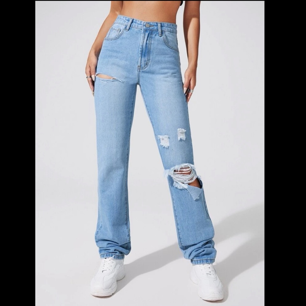 Womens high waisted light wash ripped boyfriend denim jeans new without tags